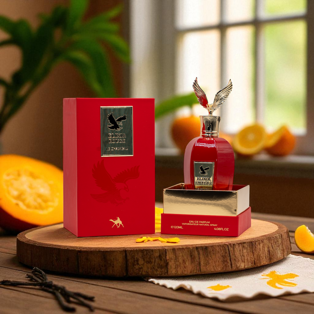 Perfume Arabe Luxury Essence con sus siguientes ingredientes y notas: FAMILIA OLFATIVA: Afrutada y Floral 
NOTAS DE SALIDA: Mango, Bergamota
NOTAS  DE CORAZÓN: Jazmín, Olíbano
NOTAS DE FONDO: Vainilla, Sándalo