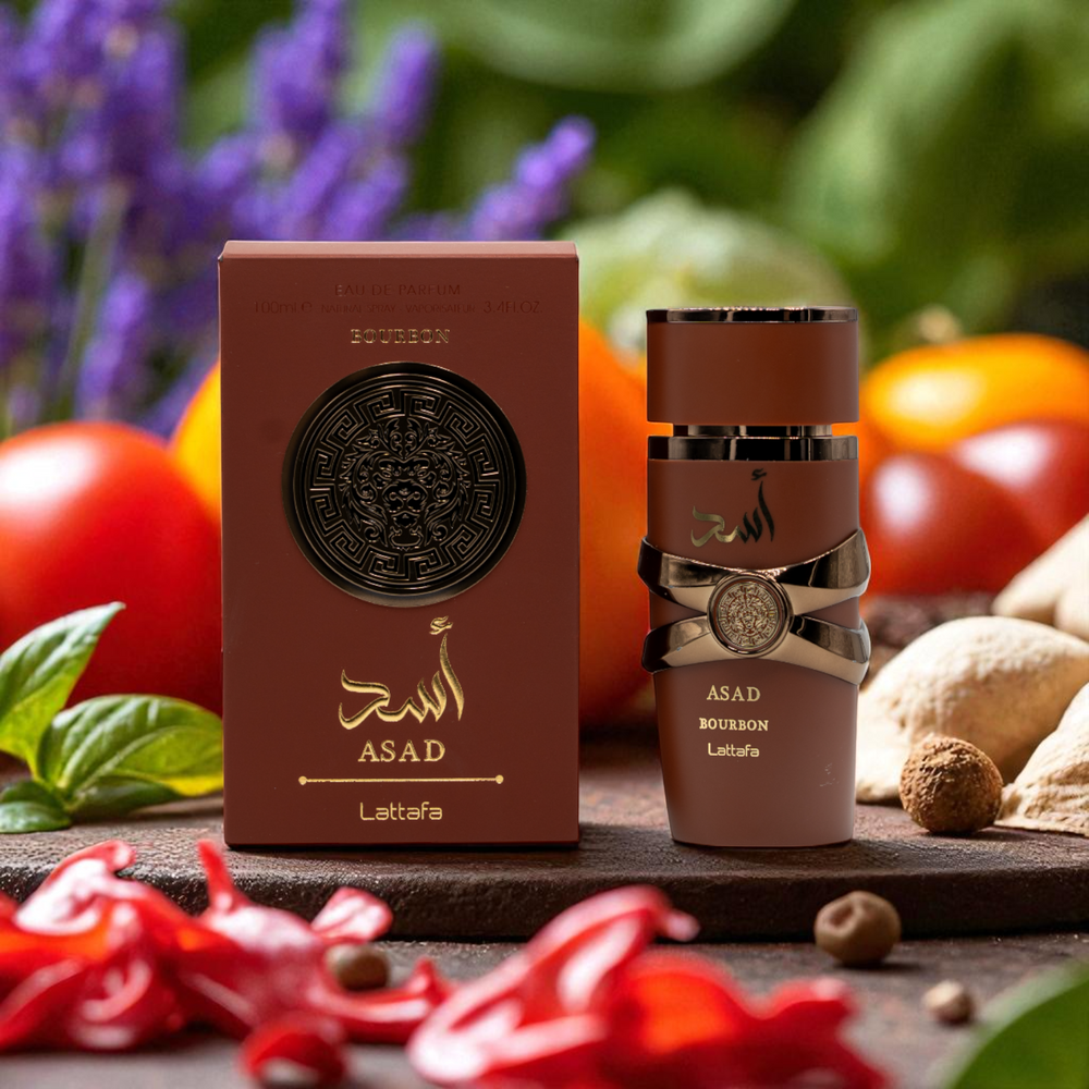 Perfume Arabe Luxury Essence con sus siguientes ingredientes y notas: FAMILIA OLFATIVA: Oriental, Especiada y Aromatica.

NOTAS DE SALIDA: Pimienta rosa, Lavanda, Ciruela mirabel

NOTAS DE CORAZÓN: Cacao, Davana, Nuez moscada

NOTAS DE FONDO: Vetiver, Vainilla bourbon, Ámbar